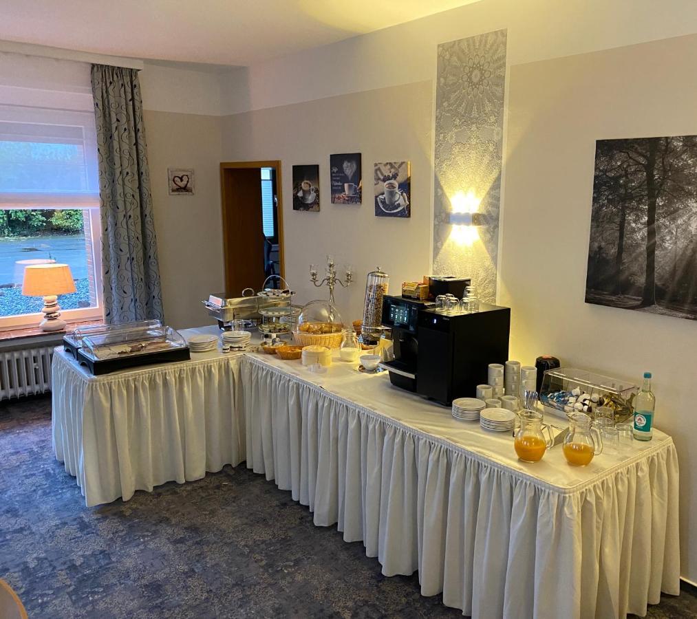 Gaestehaus Am Kurpark Hotel Garni ฮอร์น-บาด-ไมน์แบร์ก ภายนอก รูปภาพ