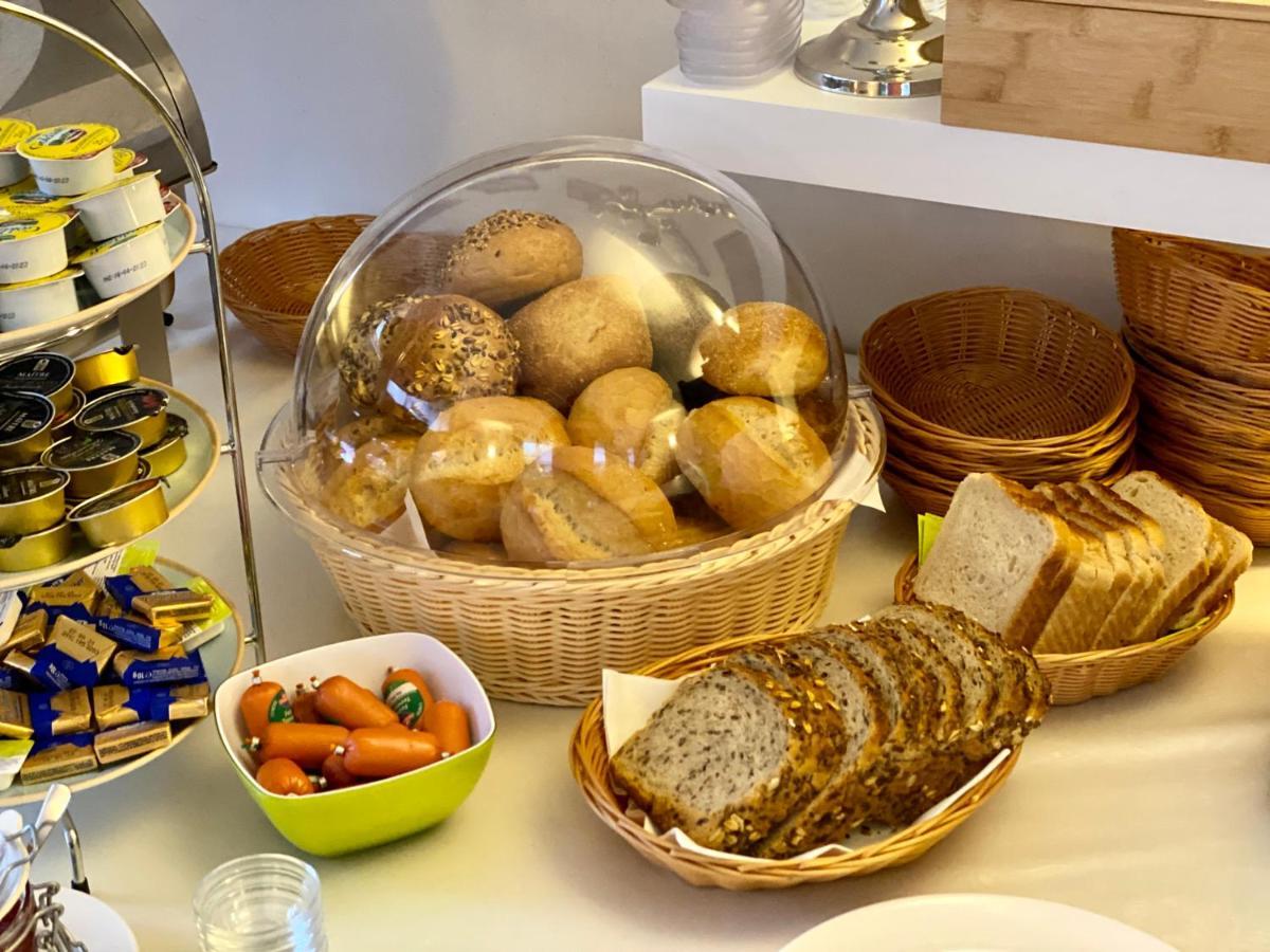 Gaestehaus Am Kurpark Hotel Garni ฮอร์น-บาด-ไมน์แบร์ก ภายนอก รูปภาพ