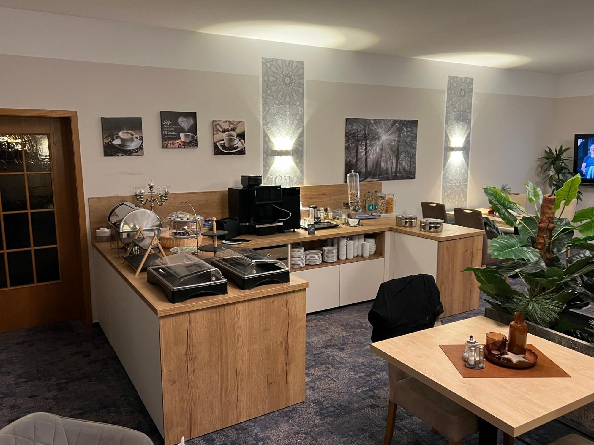 Gaestehaus Am Kurpark Hotel Garni ฮอร์น-บาด-ไมน์แบร์ก ภายนอก รูปภาพ