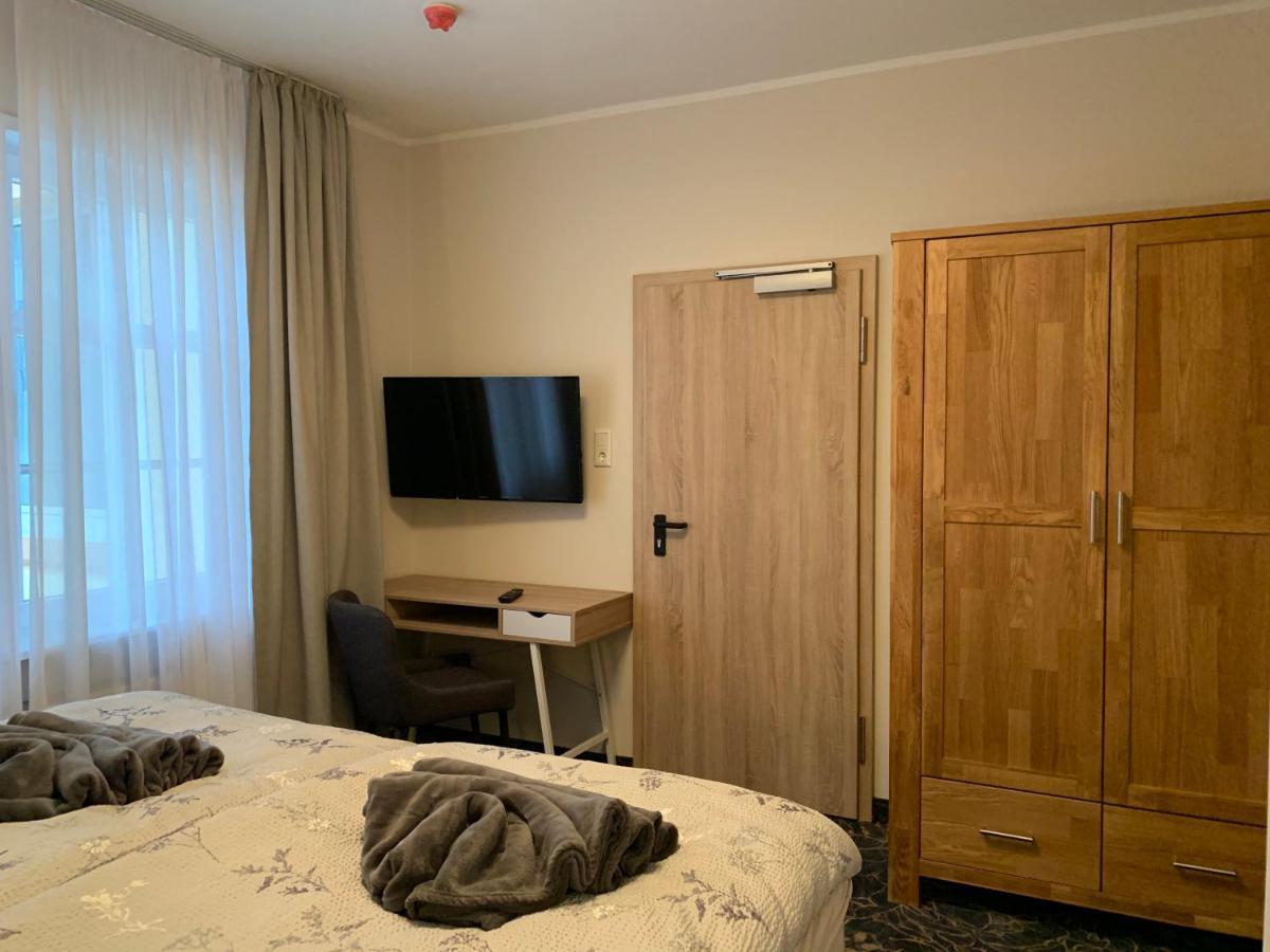 Gaestehaus Am Kurpark Hotel Garni ฮอร์น-บาด-ไมน์แบร์ก ภายนอก รูปภาพ